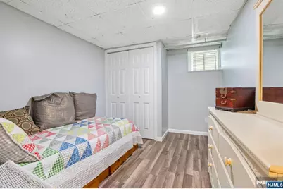263 Morningside Avenue, Cliffside Park, NJ 07010 - Photo 23