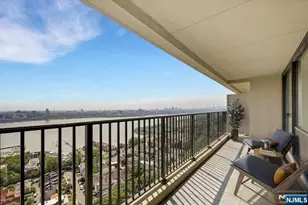 3 Horizon Road 1406, Fort Lee, NJ 07024 - Photo 9