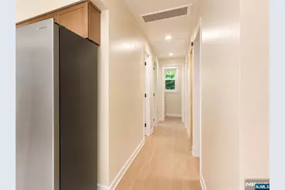 28 Carr Street 2 #2, Pompton Lakes, NJ 07442 - Photo 9