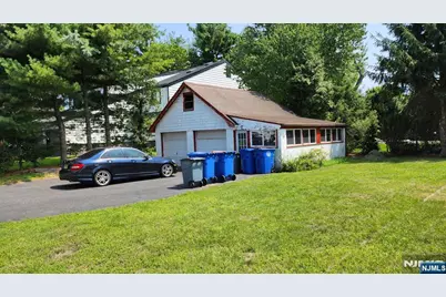 48 Cortland Place Fl 2 #FL 2, Tenafly, NJ 07670 - Photo 5