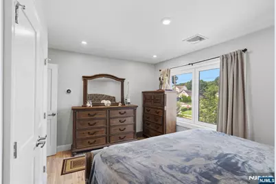 170 Mount Pleasant Avenue, Wallington, NJ 07057 - Photo 15