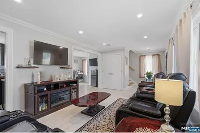 170 Mount Pleasant Avenue, Wallington, NJ 07057 - Photo 5