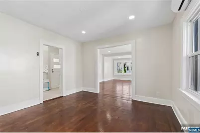 275 Farrant Terrace, Teaneck Township, NJ 07666 - Photo 15