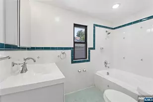 275 Farrant Terrace, Teaneck Township, NJ 07666 - Photo 13