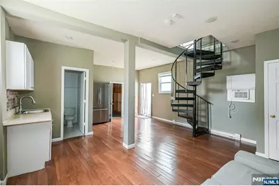 252-258 Degraw Avenue, Teaneck Township, NJ 07666 - Photo 5