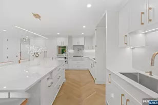 306 Hutchinson Rd, Englewood, NJ 07631 - Photo 15