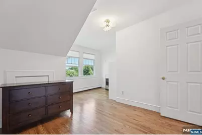 211 Pinelynn Road, Glen Rock, NJ 07452 - Photo 13