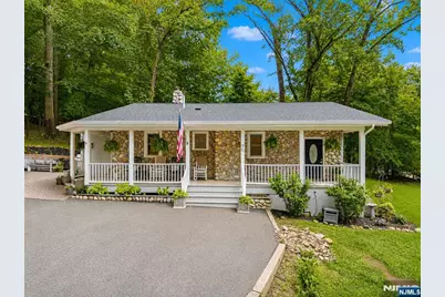 90 Highland Street, Park Ridge, NJ 07656 - Photo 3