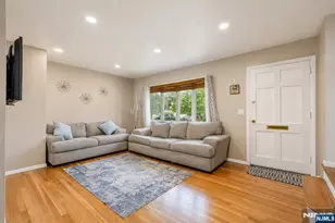 110 Patricia Pl, Clifton, NJ 07012 - Photo 7