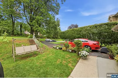 37 Forest Avenue, Nutley, NJ 07110 - Photo 27