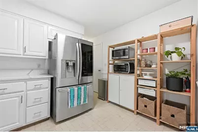 37 Forest Avenue, Nutley, NJ 07110 - Photo 5