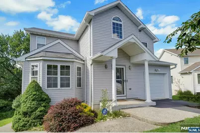 14 Summit Court, Hackensack, NJ 07601 - Photo 3