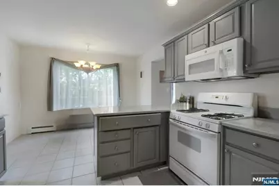 14 Summit Court, Hackensack, NJ 07601 - Photo 17