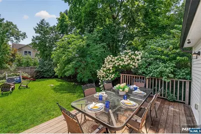 60 Moore Avenue, Waldwick, NJ 07463 - Photo 19
