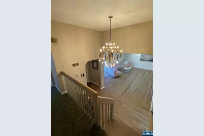 526 Rutland Avenue, Teaneck Township, NJ 07666 - Photo 23