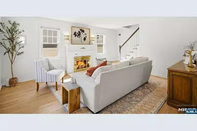 11 Monroe Avenue, Roseland, NJ 07068 - Photo 9