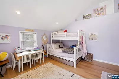 11 Monroe Avenue, Roseland, NJ 07068 - Photo 21