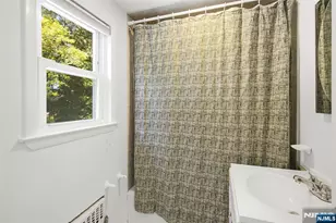 11 Monroe Ave, Roseland, NJ 07068 - Photo 19