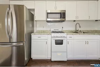 250 Degraw Avenue, Teaneck Township, NJ 07666 - Photo 5