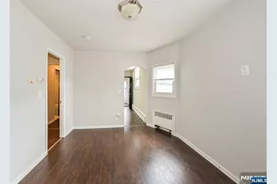 250 Degraw Avenue, Teaneck Township, NJ 07666 - Photo 7