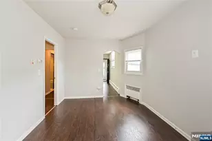 250 Degraw Ave, Teaneck Township, NJ 07666 - Photo 7