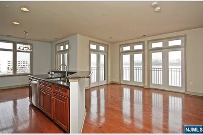 7400 River Road 311 #311, North Bergen, NJ 07047 - Photo 3