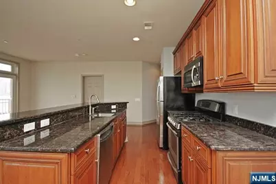 7400 River Road 311 #311, North Bergen, NJ 07047 - Photo 7