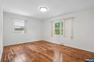 287 Buttonwood Dr, Paramus, NJ 07652 - Photo 13