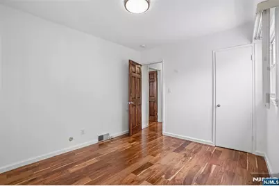287 Buttonwood Drive, Paramus, NJ 07652 - Photo 15