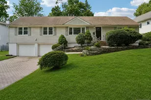 287 Buttonwood Dr, Paramus, NJ 07652 - Photo 1
