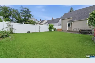 647-649 Devon Street, Kearny, NJ 07032 - Photo 31