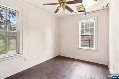 164-166 Vermont Avenue, Newark, NJ 07106 - Photo 5