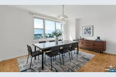 2000 Linwood Avenue 7K #7K, Fort Lee, NJ 07024 - Photo 7