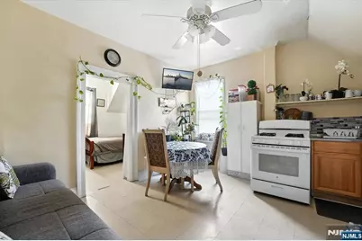 34 Pennington Avenue, Passaic, NJ 07055 - Photo 11