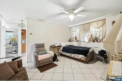 34 Pennington Avenue, Passaic, NJ 07055 - Photo 23