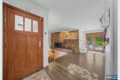 7 Commanche Trail, Oakland, NJ 07436 - Photo 3