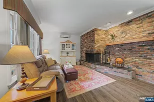 7 Commanche Trail, Oakland, NJ 07436 - Photo 9