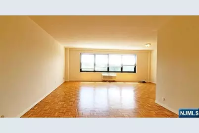 2348 Linwood Avenue 4M #4M, Fort Lee, NJ 07024 - Photo 3