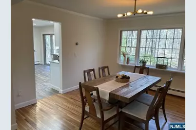 60 Eileen Drive, Mahwah, NJ 07430 - Photo 7