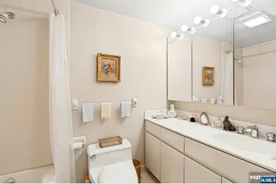 900 Palisade Avenue 4F #4F, Fort Lee, NJ 07024 - Photo 29