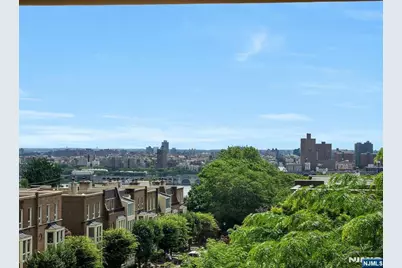 900 Palisade Avenue 4F #4F, Fort Lee, NJ 07024 - Photo 9