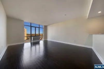 29 1st Street 505 #505, Hackensack, NJ 07601 - Photo 5