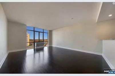29 1st Street 505 #505, Hackensack, NJ 07601 - Photo 5