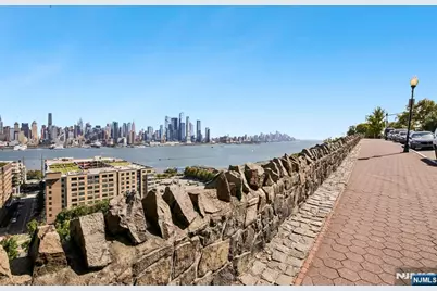849 Boulevard 4D #4D, Weehawken, NJ 07086 - Photo 39