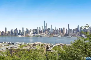 849 Blvd 4D, Weehawken, NJ 07086 - Photo 1