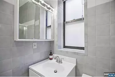 849 Boulevard 4D #4D, Weehawken, NJ 07086 - Photo 21