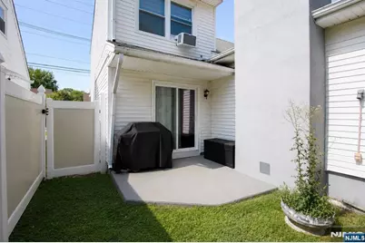 136 Stefanic Avenue 2 #2, Elmwood Park, NJ 07407 - Photo 13