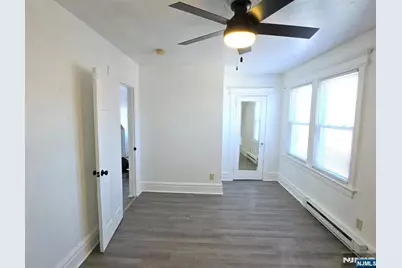 10-14 Noll Place 3 #3, Newark, NJ 07106 - Photo 5