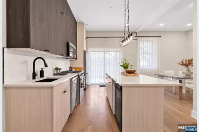 545 Palisade Avenue 1 #1, Jersey City, NJ 07307 - Photo 5
