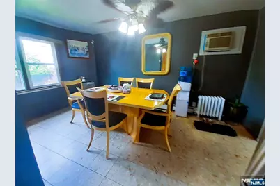 75 Preston Street, Ridgefield Park, NJ 07660 - Photo 5